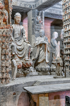 钟山石窟佛像