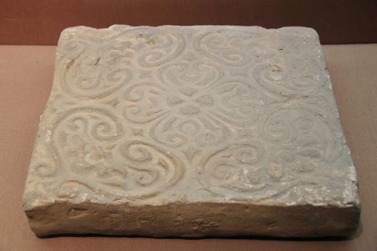 唐代石榴纹方砖