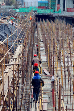 繁忙的建筑工地