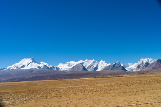 西藏希夏邦马峰10