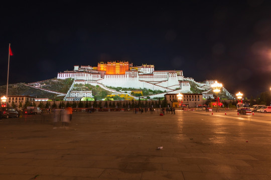 布达拉宫夜景36