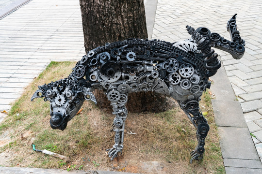 机器狗雕塑