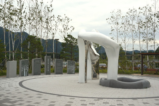 韩国园林雕塑
