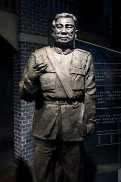 冯玉祥雕像