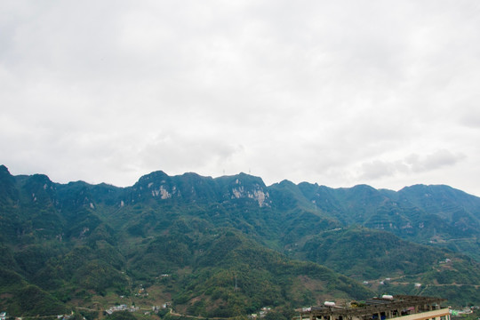 山岭