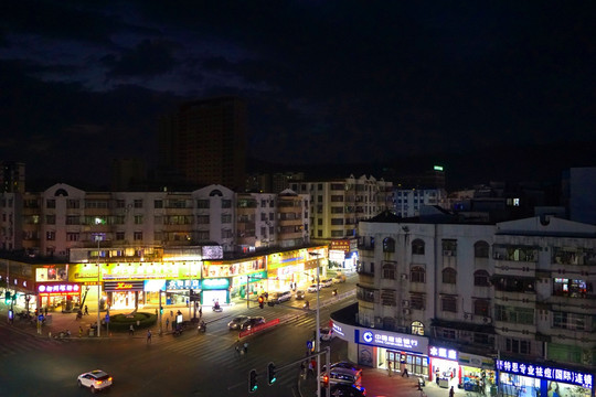珠海三灶镇街道夜景