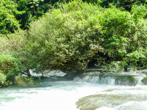 贵州响水河