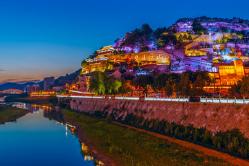 延安清凉山夜景