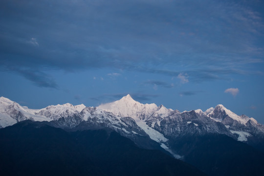 梅里雪山