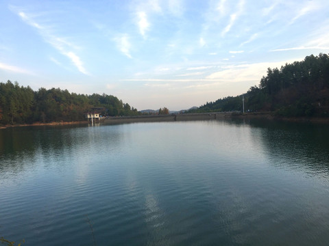 湖水