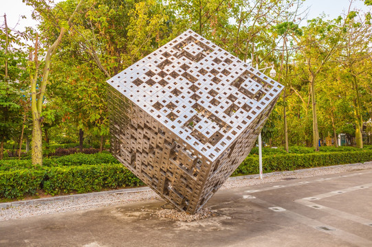 立方体雕塑