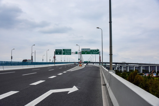 马路