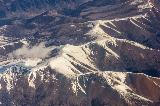 西藏雪山航拍
