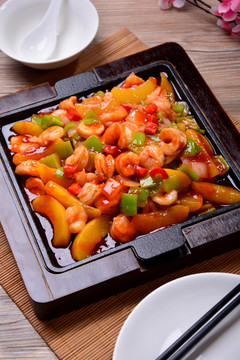 铁板果味虾仁