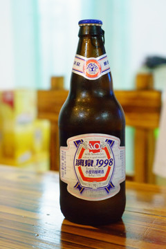 漓泉1998啤酒瓶装