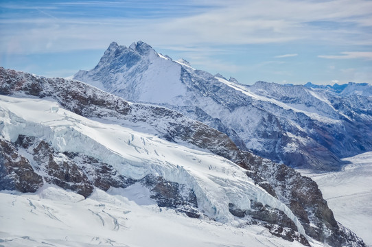 瑞士因特拉肯少女峰雪山