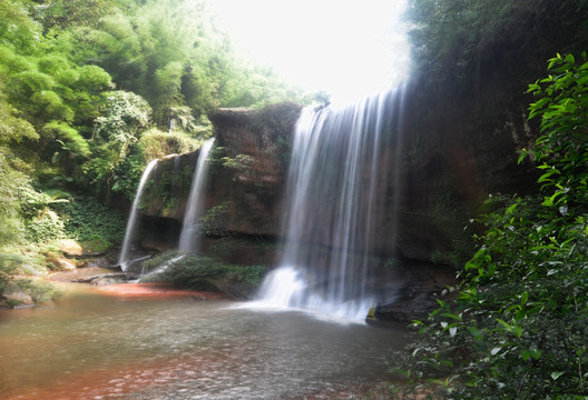 四洞沟风景区瀑布壮观