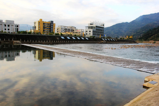 拦河坝景观