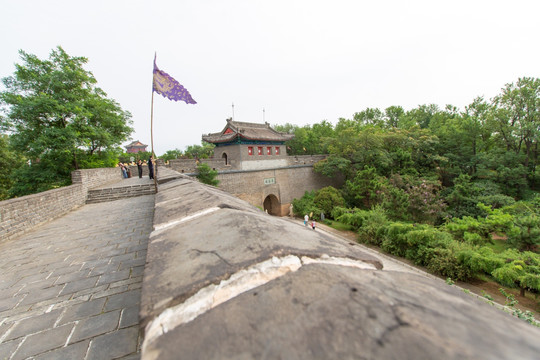 山海关老龙头景区宁海城城墙