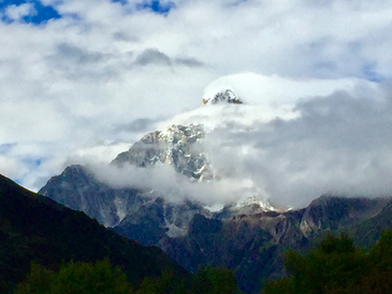 四姑娘山