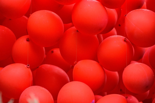 红色气球背景墙