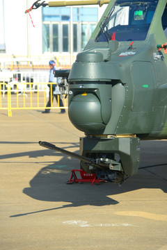 陆航直10K武装直升机