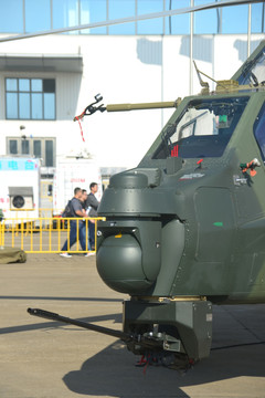 陆航直10K武装直升机
