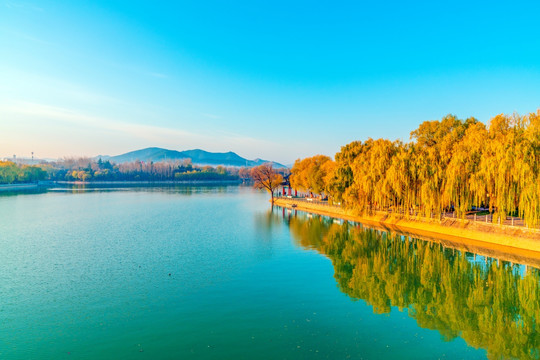 唯美湖景金秋南阳湖