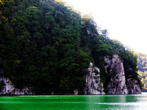 三角龙湾风景区