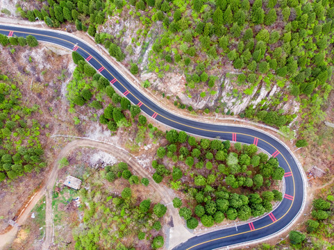 山区公路航拍