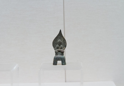 山东博物馆文物展品北魏铜造像