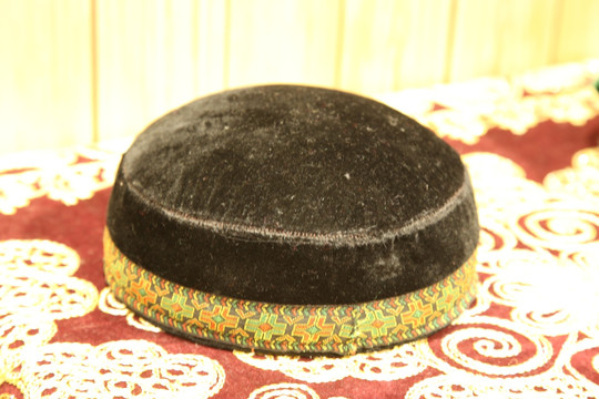 塔吉克族帽子