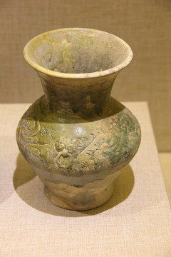 东汉绿釉陶壶