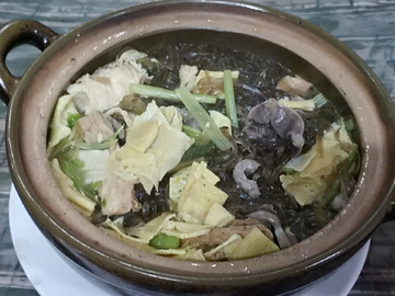 鸡杂粉丝煲