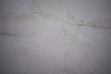 斑驳的白灰墙