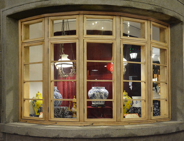 陶瓷店橱窗