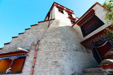 西藏第一座宫殿雍布拉康