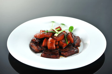 大鱿鱼烧肉