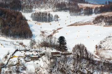 长白山中的小山村