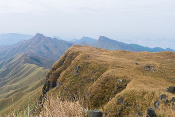 横县镇龙大圣山