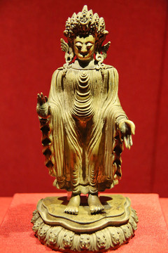 旃檀佛黄铜像17世纪