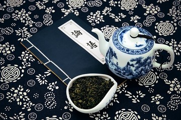 青花瓷茶具