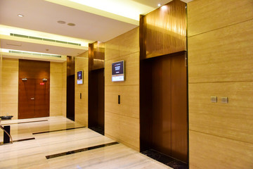 五星级酒店走廊电梯厅