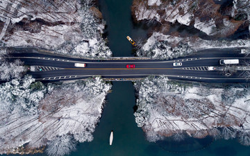 雪后卧龙桥