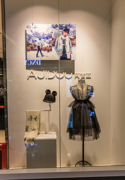 女装店