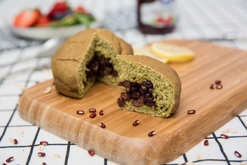 红豆绿茶营养欧包烘焙面包
