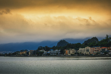 肇庆岩前村