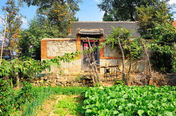 小山村