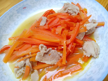 肉炒红萝卜