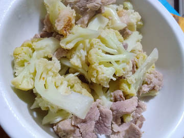 肉炒菜花